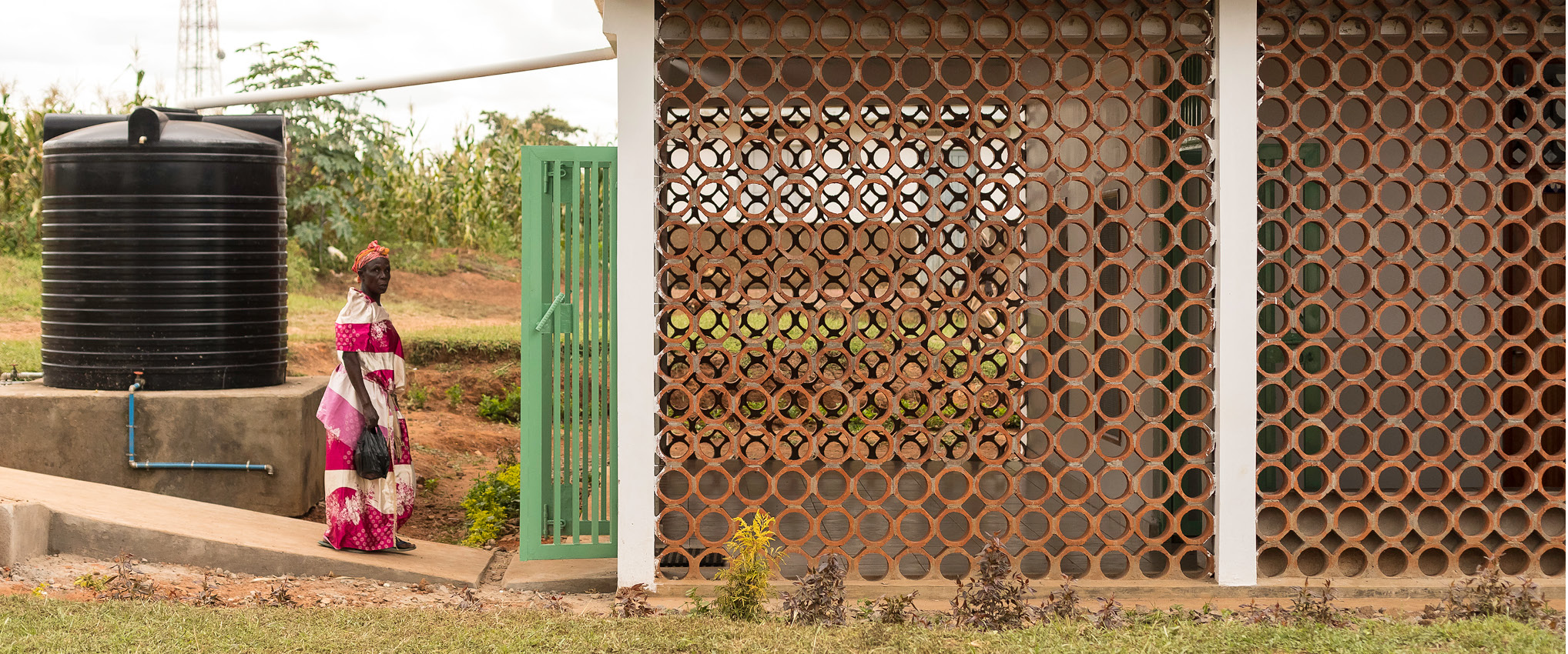 HKS-Designed Maternity Facility in Rural Uganda Is Entirely Self-Sustaining